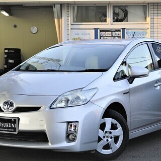 TOYOTA・プリウス！！人気のHV車が入りました！