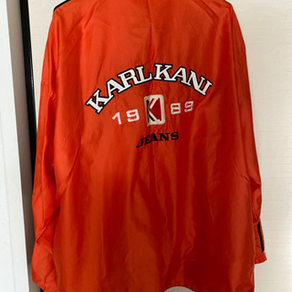 カナイのスポーツジャージの画像