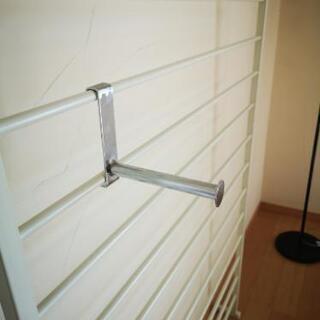 壁面つっぱりハンガー（幅95cm）の画像