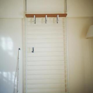 壁面つっぱりハンガー（幅95cm）の画像