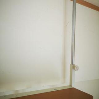 壁面つっぱりハンガー（幅95cm）の画像