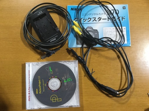 NIKON デジタル一眼レフカメラ　D70