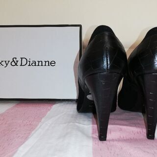 Pinky&Dianna　ヒールの画像