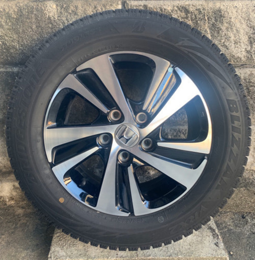 ブリジストンVRX2 １５インチ スタッドレスタイヤ４本セット