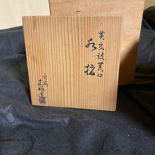 木箱入り和装小物入れの画像