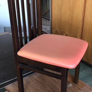クレス　椅子　飲食店で使用していたイス　1脚からお譲りします