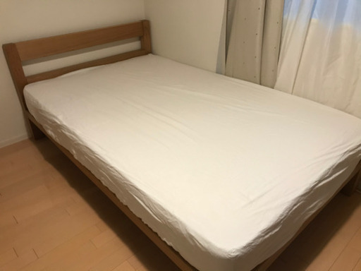 福岡市内配達無料　無印　セミダブルベッド　オーク材 高密度スプリング　マットレスフレームセット