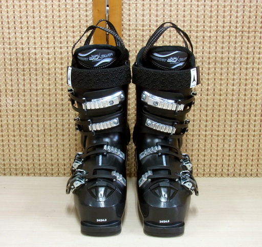 未使用■24.0-24.5cm アトミック 16-17 HAWX ULTRA 80W レディーススキーブーツ 南12条店