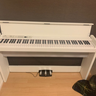 KORG LP-380の画像