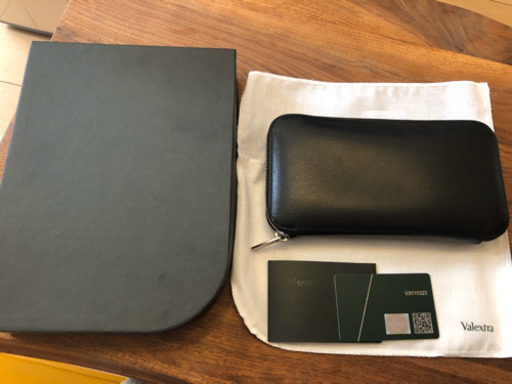 ヴァレクストラ ラウンドファスナー