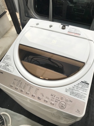 取引中高年式2017年製東芝全自動洗濯機7キロ美品。千葉県内配送無料。設置無料。