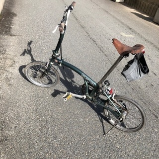 BRONPTON プロンプトン　折りたたみ自転車　モスグリーンの画像