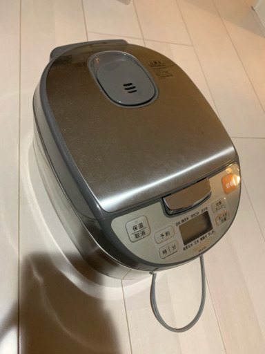 SHARP ジャー炊飯器 2012年製。
