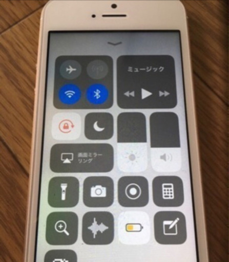 【お取引決定！】iPhone SE ドコモ 64GB