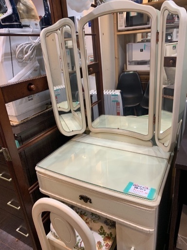 エココロ上北沢☆定価21万 ドレッサー