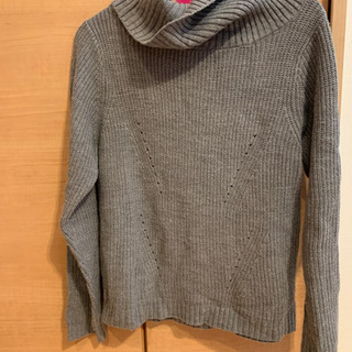 【美品】タートルネックニット