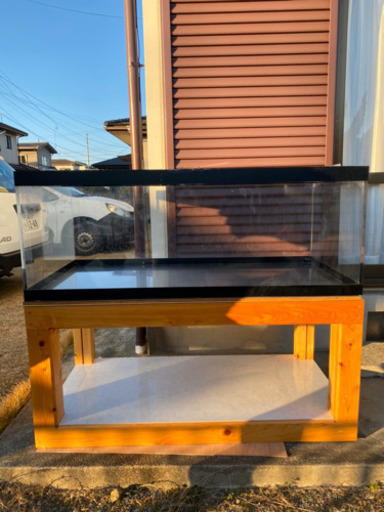 アクリル水槽　1200×600×450 引取り希望