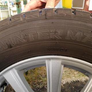 値下げ！使用僅か！2018年製DUNLOPスタッドレスタイヤ ホイール付 4本の画像