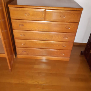 チェスト　タンス　引き出し