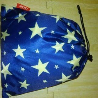 大幅値下げ！一回のみ使用🍀🤗👍幼児、子供用、自転車前乗せ用、レインカバー（綺麗なブルーと白の星柄）の画像