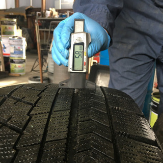 値下げしました。ブリザックVRX 245/50r18  日産フーガで使用の画像