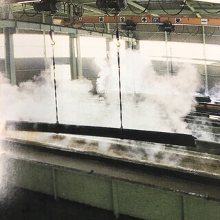 工場内作業スタッフ募集！（年間休日120日　残業ほとんどなし）の画像