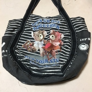 ざっくり入るクマさんカバンの画像