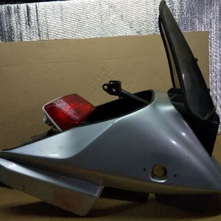 1３万円🍒刀カウルセット‼️旧車‼️ステー・テール・フェンダー付‼️カタナ❗️GSX1100Sの画像