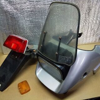1３万円🍒刀カウルセット‼️旧車‼️ステー・テール・フェンダー付‼️カタナ❗️GSX1100Sの画像