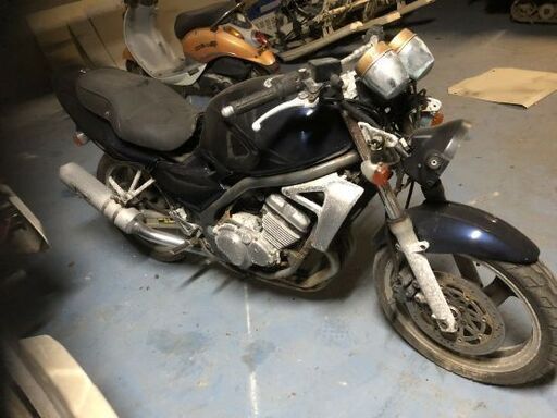 只今、年末セール中‼ 表示価格から30%オフ‼  カワサキ　バリオス250　部品取り車