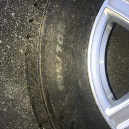 スタッドレスホイル付き