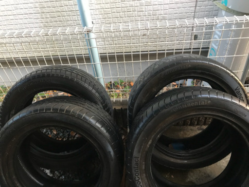 タイヤ　225/55 R17