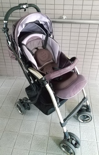 【A型ベビーカー】Combi ディアクラッセ オート4キャス エッグショック【値下げ12000→9000円】