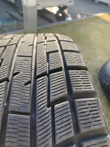 スタッドレスタイヤ　ホイールセット　215/60R16