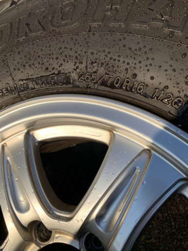 スタッドレスタイヤ　ホイールセット　265/70R16