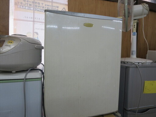 アビテラックスサイコロ冷蔵庫68L　2008年製　夜8時半まで営業中！