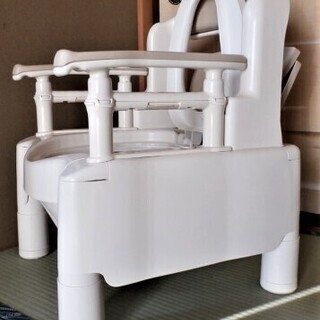 ★未使用★ポータブルトイレ★アロン化成★安寿 FX-CP標準便座★お引取限定★の画像