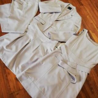 レディーススーツ4点セット