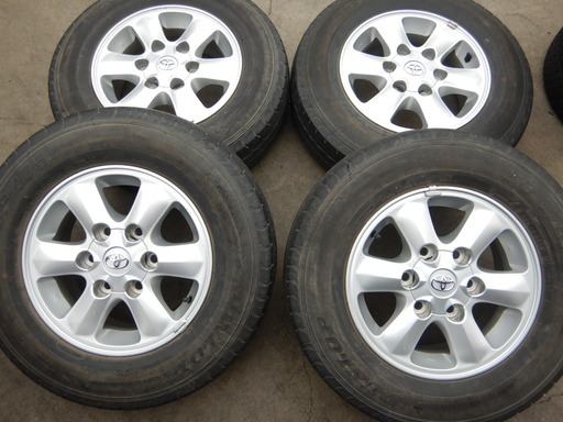 ２００系ハイエース純正　１５インチ　ハイエース、レジアスエース