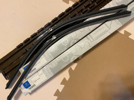 メルセデスベンツ　ワイパーブレード　W211　右H　左右セット　純正品　最新品番2118201545　