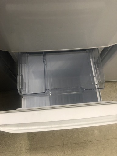 ☆中古 激安！！ 三菱　ノンフロン冷凍冷蔵庫　146L　MR-P15EZ-KW1形　2016年製　￥16,000円！！