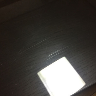 天板が強化ガラスのセンターテーブルの画像