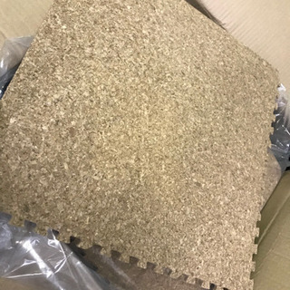 コルクマット 八畳用 大判45センチ 厚さ8ミリ 64枚  ジョイントマット（子供部屋　防音の画像