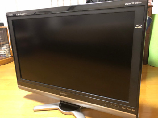 値下げします！シャープAQUOS 32インチ　Blu-ray再生録画機能付き