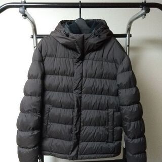 ユニクロ ダウンジャケット メンズM