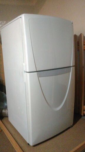 冷蔵庫　90L 単身向 お届けします❗