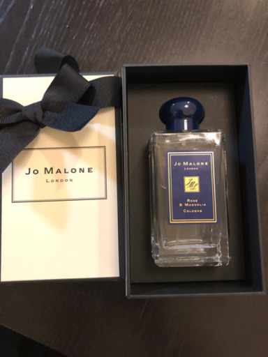 クリスマス限定品　ジョーマローンローズ&マグノリア100ml