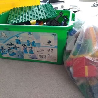 レゴデュプロ大量を格安で譲りますLEGO dupro