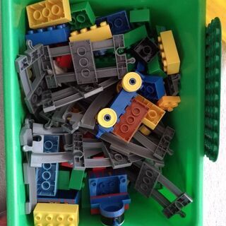 レゴデュプロ大量を格安で譲りますLEGO duproの画像