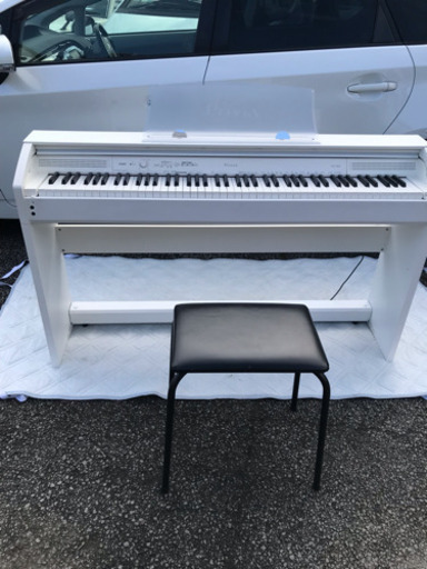 電子ピアノ